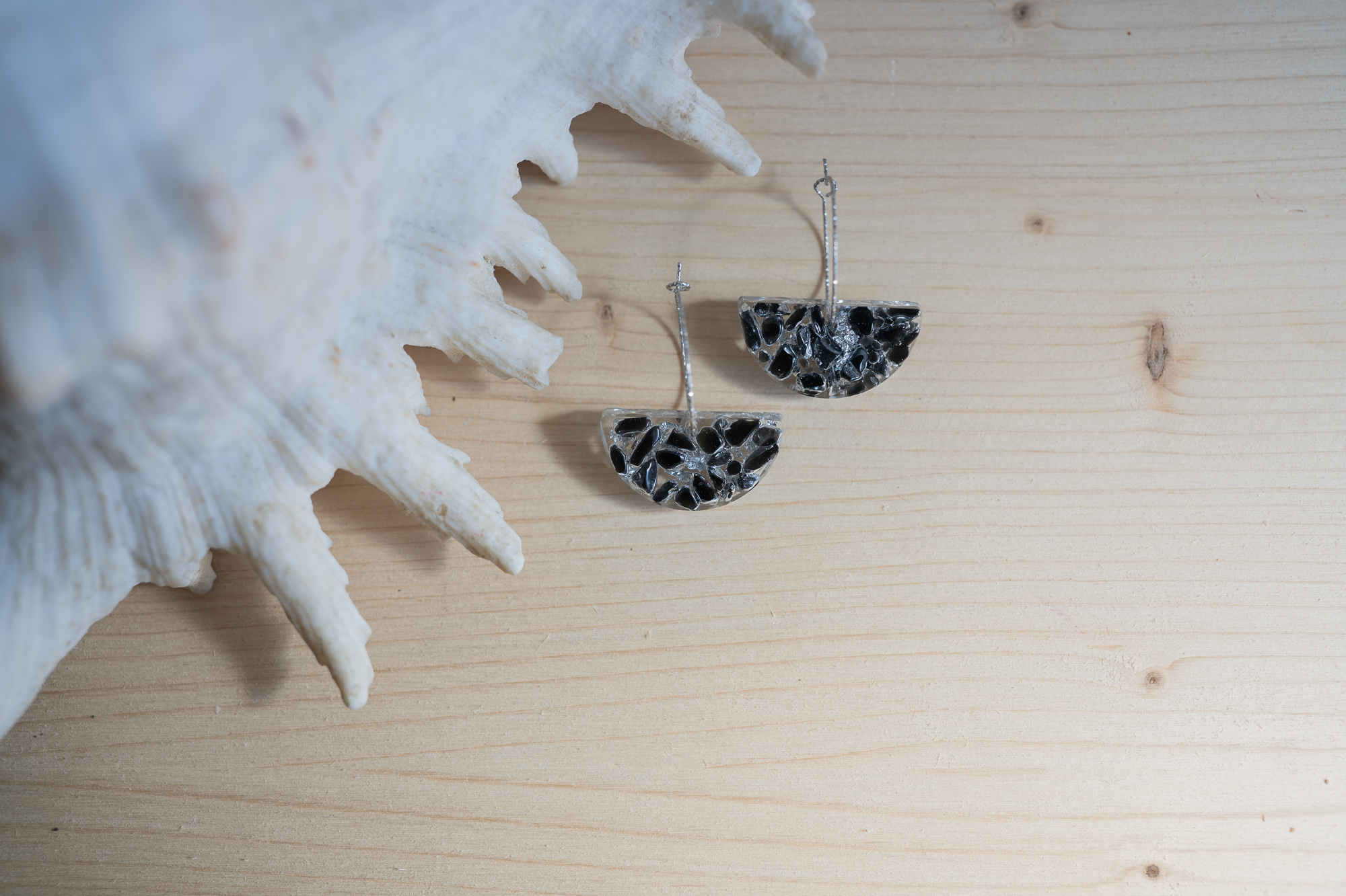 Zora hoop earrings - onix - Image 4